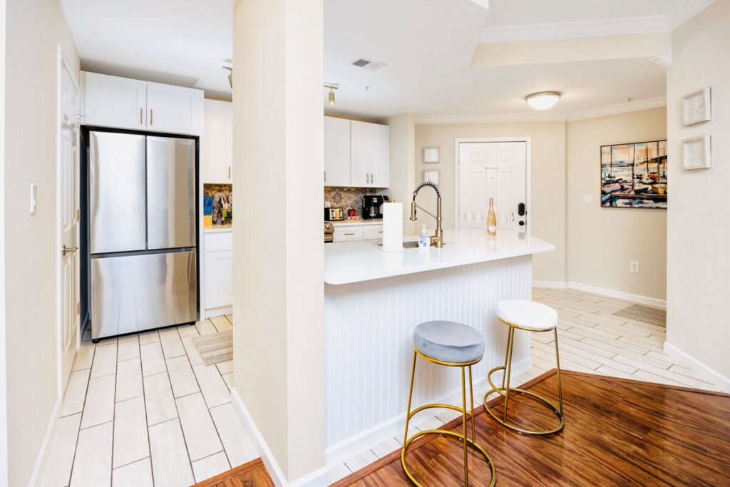 Kitchen & dining 5
