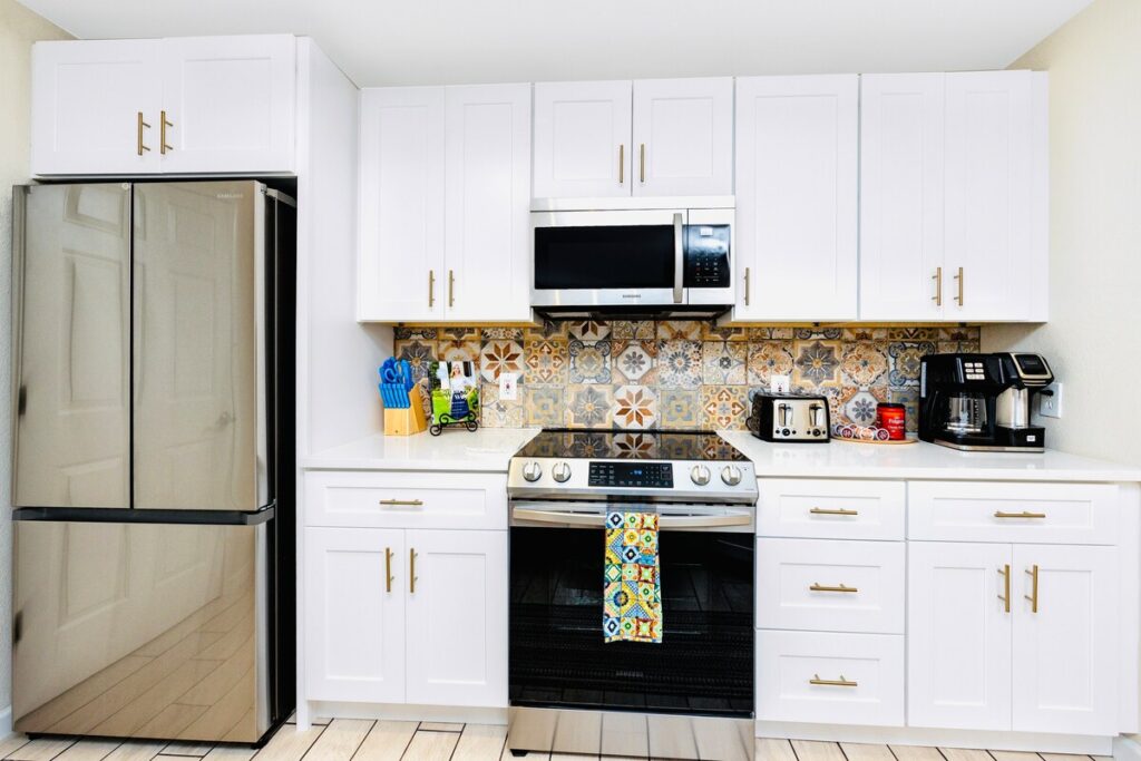 Kitchen & dining 6